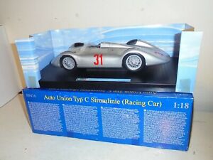 【送料無料】ホビー　模型車　車　レーシングカー オートユニオンタイプレーシングrevell 11808436 auto union type c rationalisee racing car31 silvercomme neufboxed