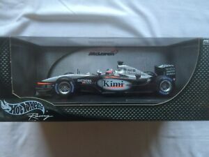 【送料無料】ホビー　模型車　車　レーシングカー レーシングキミライコネンスケールマクラーレンhotwheels racing 118 scale mclaren mp417d kimi raikkonen f1 year 2003