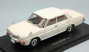 【送料無料】ホビー 模型車 車 レーシングカー nissan president 252 1987 white 143 ebbro 45306|hokushin