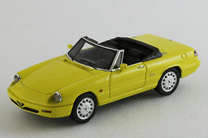 【送料無料】ホビー 模型車 車 レーシングカー アルファロメオスパイダーオープンセリエローズalfa romeo spider 1990 4a serie open 143eme jaune milena rose|hokushin