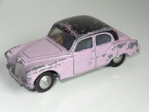 【送料無料】ホビー　模型車　車　レーシングカー アームストロングサファイアスポットv triang spot on armstrong siddeley sapphire 101