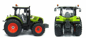 【送料無料】ホビー 模型車 車 レーシングカー ダイカストmodellino trattore mezzi agricoli diecast universal hobbies trattore claas|hokushin