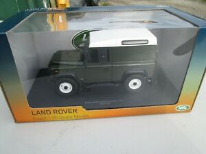 【送料無料】ホビー 模型車 車 レーシングカー #ランドローバーディフェンダーハードトップブロンズグリーンホワイトuh 3882 land rover defender 90 county hard top bronze vertblanc|hokushin