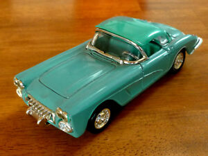【送料無料】ホビー　模型車　車　レーシングカー シボレーコルベットスピードchevrolet corvette 60 vitesse 143