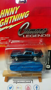 【送料無料】ホビー　模型車　車　レーシングカー ジョニーカマロシボレーカマロjohnny lightning camaro legends 1975 chevy camaro cg06