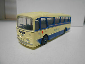 【送料無料】ホビー　模型車　車　レーシングカー ジャンパハルバスharrington cavalier hull eyms gilbow efe modelle bus 176