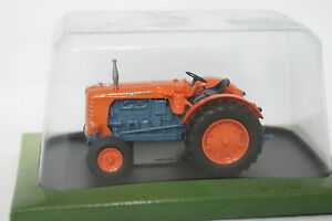【送料無料】ホビー　模型車　車　レーシングカー トターフィアットuh presse 143 tracteur fiat 80r 1961