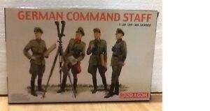 【送料無料】ホビー　模型車　車　レーシングカー ドラゴンドイツコマンドスタッフdragon 6213 german command staff 135