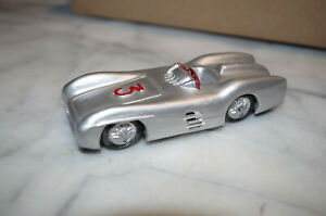 【送料無料】ホビー　模型車　車　レーシングカー プラスチックメルセデスルマンカールnorev plastique 143 mercedes le mans karl kling tres bien restaure, voir photo