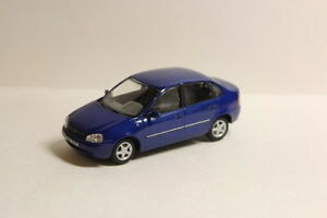 【送料無料】ホビー　模型車　車　レーシングカー モデルカーvaz kalina bleu, maquette voitures 143
