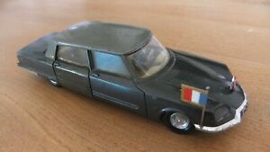 【送料無料】ホビー　模型車　車　レーシングカー フランスシトロエンリムジンオリジナルdinky france citroen presidentielle presidents limousine voiture original 1970 question