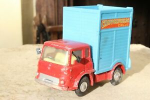 【送料無料】ホビー　模型車　車　レーシングカー コーギーキリンcorgi 503 chipperfields giraffe transporter bon etat 1960 s
