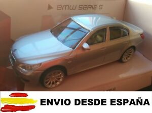 【送料無料】ホビー　模型車　車　レーシングカー シリーズスケールbmw serie 5 voiture en edition a echelle 143