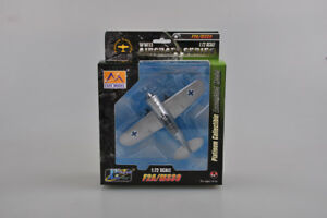 【送料無料】ホビー　模型車　車　レーシングカー シンプルモデルフィンランドsimple, facile modele 36384 172 f2am339 finlande neuf