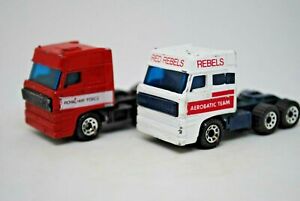 【送料無料】ホビー　模型車　車　レーシングカー マッチスペースキャブショーチームトラックmatchbox convoy 2 x daf 3300 space cab aerobatic show equipe raf amp; rebelles camions