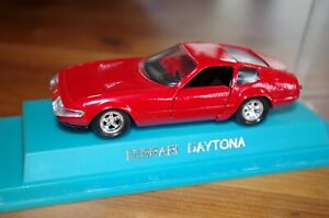 【送料無料】ホビー　模型車　車　レーシングカー フェラーリデイトナボックスプラスチックverem 143 ferrari daytona comme neuf en boite plastique