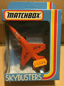 【送料無料】ホビー　模型車　車　レーシングカー マッチビンテージシリーズmatchbox skybusters series vintage 1981 nr 3