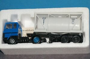 【送料無料】ホビー　模型車　車　レーシングカー ボックスフォードフィートトターbox7] herpa 805220 ford transcontinental 20fttankcontainer tracteur 187 ovp