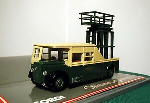 【送料無料】ホビー　模型車　車　レーシングカー コーギーコントローラタワーワゴンcorgi controleur maidstone amp; district bristol tower wagon 42301