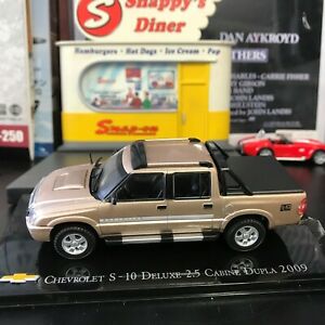 【送料無料】ホビー　模型車　車　レーシングカー シボレーデラックスピックアップ
