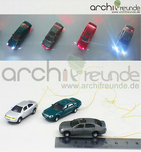 【送料無料】ホビー　模型車　車　レーシングカー モデルカーeモデルライトアップ3x modele voitures led illumine modelisme 1871100 maquette de train echelle