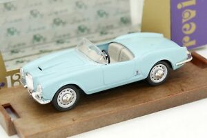 【送料無料】ホビー　模型車　車　レーシングカー ランチアボックスアメリカスパイダー＃brumm 143 lancia b24 america spyder 1956 r133 avec sa boite