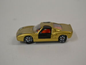 【送料無料】ホビー　模型車　車　レーシングカー フォードゴールド11 siku v 296ford gt 40 in gold