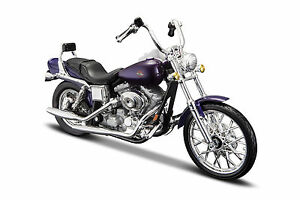 【送料無料】ホビー　模型車　車　レーシングカー ダイナワイドグライドスケールharleydavidson 2001 fxdwg dyna large glide echelle 118 de maisto