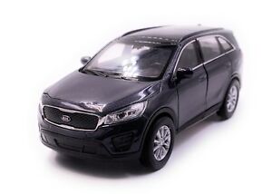 【送料無料】ホビー　模型車　車　レーシングカー スケールソレントモデルekia sorento maquette de voiture auto anthracite echelle 13 4 licence