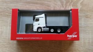 【送料無料】ホビー　模型車　車　レーシングカー アクトロスherpa 305174003 187 mb actros streamspace 6x2 zugmaschine blanc neuf