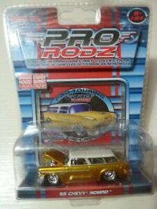 【送料無料】ホビー　模型車　車　レーシングカー シボレーノマドmaisto pro rodz 164 chevy nomad 1955