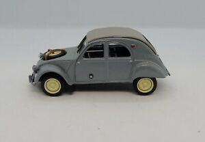 【送料無料】ホビー　模型車　車　レーシングカー ユニバーサルシトロエンサハラ28925 universal hobbies citroen 2cv 4x4 sahara 1961 143