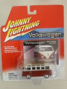 【送料無料】ホビー 模型車 車 レーシングカー フォルクスワーゲンウィンドウバスジョニーvolkswagen 21 window samba bus 1965 johnny lightning 164