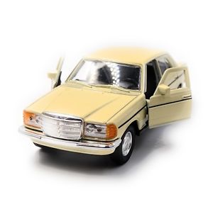 【送料無料】ホビー　模型車　車　レーシングカー ベンツクラスベージュスケールmercedesbenz classe e w123 beige maquette de voiture auto echelle 13 4