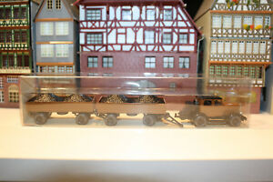 【送料無料】ホビー　模型車　車　レーシングカー ボックスペンダントhanomag avec 2 pendentifs en neuf dans sa boite wikingdfl 584