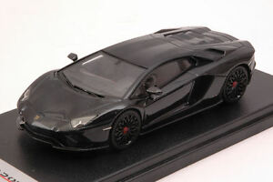 【送料無料】ホビー　模型車　車　レーシングカー ランボルギーニモデルlamborghini aventador s 2016 nero pegaso 143 model looksmart