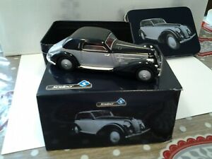 【送料無料】ホビー　模型車　車　レーシングカー ランチアカットsolido sc143 lancia astura coupe 1934