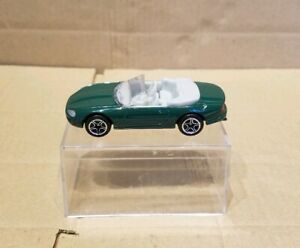 【送料無料】ホビー　模型車　車　レーシングカー マッチジャガーボディダイアログボックスmatchbox jaguar xk8 convertible, 164 vert corps, comme neuf in box