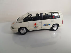 【送料無料】ホビー　模型車　車　レーシングカー ルノーエスパスrare solido voiture oficielle alberville 1992 renault espace 2 143 neuf