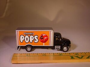 【送料無料】ホビー　模型車　車　レーシングカー ロールトラックホboley international durostar tootsie rouleau sucettes livraison camion 187 ho