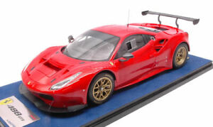 【送料無料】ホビー　模型車　車　レーシングカー フェラーリグアテマラコンモデルferrari 488 gt3 red con vetrina 118 model looksmart｜hokushin