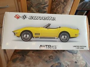 【送料無料】ホビー　模型車　車　レーシングカー コルベットボックスカブリオレautoart 118 corvette c3 cabriolet tres rarement dans lneuf dans sa boite