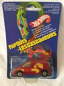 【送料無料】ホビー　模型車　車　レーシングカー ホットホイールhot wheels mattel flipouts capsider moc