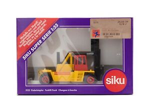 【送料無料】ホビー 模型車 車 レーシングカー フォークリフトボックスsiku 3122 chariot elevateur kalmar 155 neuf dans sa boite 2939