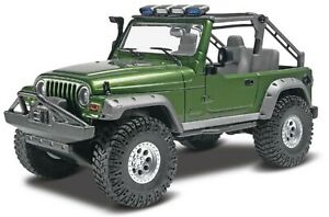 【送料無料】ホビー　模型車　車　レーシングカー ジープラングラールビコンプラスチックモデルキットjeep wrangler rubicon 125 plastic model kit revell
