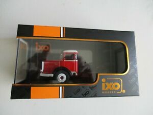 【送料無料】ホビー　模型車　車　レーシングカー トラックミニチュアバーナードネットワークminiature camion bernard 150 mb 1951 143 ixo tr028