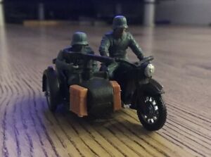 【送料無料】ホビー　模型車　車　レーシングカー ドイツヒートbritains deetail allemand combinaison bmw moto