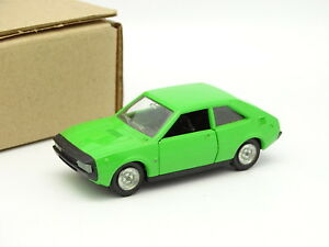 【送料無料】ホビー　模型車　車　レーシングカー シートグリーンpilen sb 143 seat 1200 verte