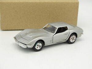 【送料無料】ホビー　模型車　車　レーシングカー シボレーコルベットinter cars 143 chevrolet corvette grise