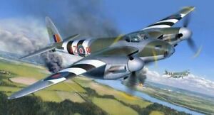 【送料無料】ホビー　模型車　車　レーシングカー デハビランドrevell 4758 de havilland 13 2